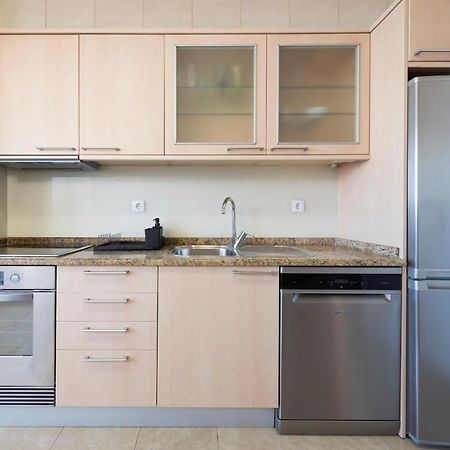 Lovelystay - Downtown Modern 2Br Flat With Free Parking Porto Exterior photo