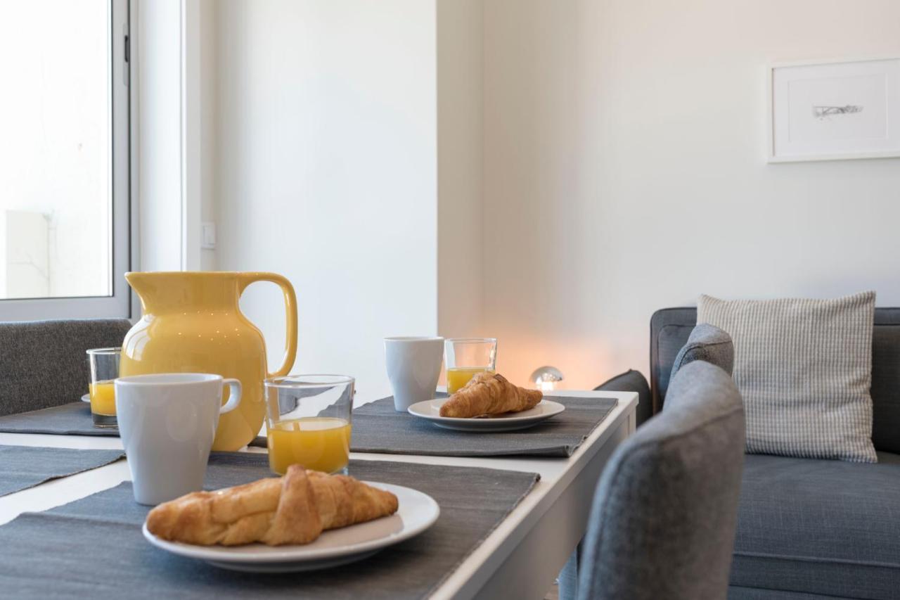 Lovelystay - Downtown Modern 2Br Flat With Free Parking Porto Exterior photo