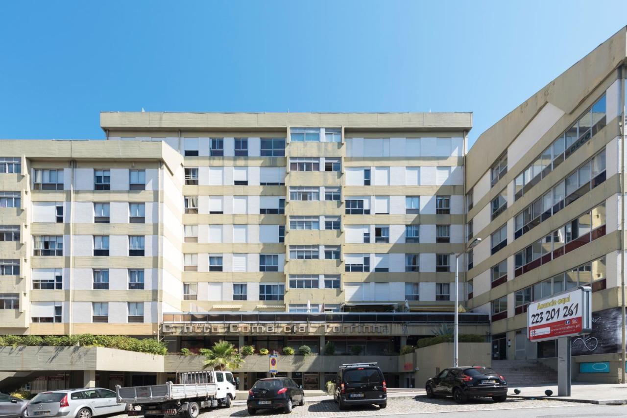 Lovelystay - Downtown Modern 2Br Flat With Free Parking Porto Exterior photo